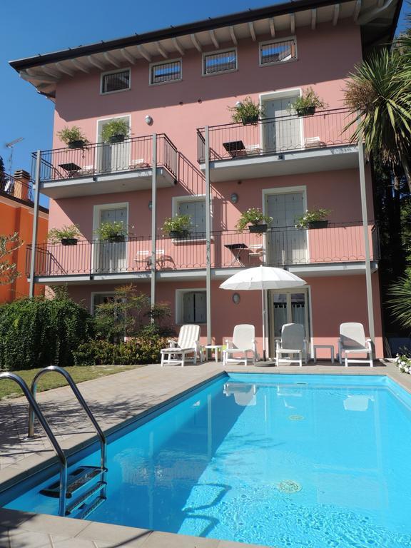 Villa Rosa Moniga del Garda Exteriör bild