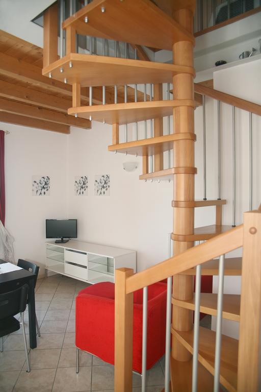 Villa Rosa Moniga del Garda Exteriör bild