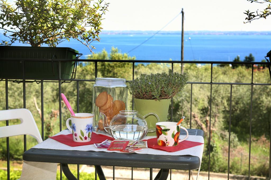Villa Rosa Moniga del Garda Exteriör bild